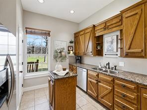 426 County Road 3435 - Photo 9