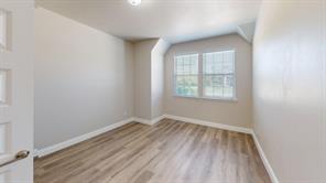 204 Rosewood Drive - Photo 12