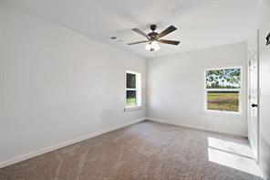4237 FARM ROAD 196 - Photo 11