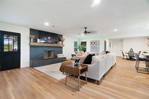 4237 FARM ROAD 196 - Photo 2