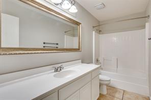 400 Bretts Way - Photo 22