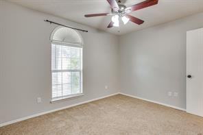 400 Bretts Way - Photo 24