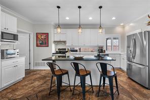 8903 Ravenswood Road - Photo 13
