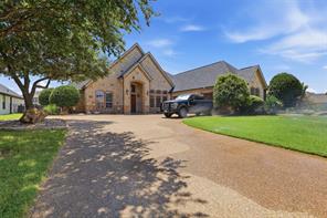2606 Waters Edge Drive - Photo 1