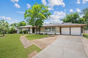 2320 N Edgewood Terrace - Photo 1