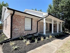 1814 Walnut Avenue - Photo 1