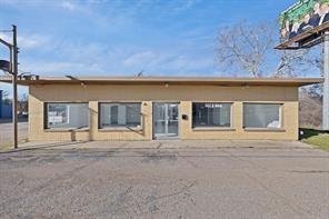 1123 N Main Street