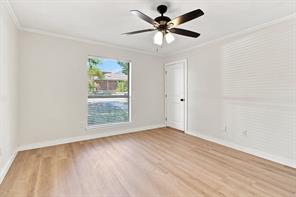 1308 Golden Gate Drive - Photo 16