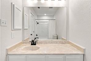 1308 Golden Gate Drive - Photo 23
