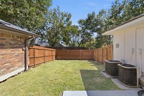 1308 Golden Gate Drive - Photo 26