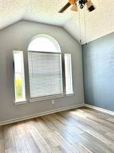 1509 Creekside Avenue - Photo 9