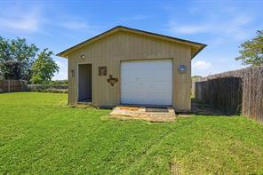 4041 Country Meadows Circle - Photo 19