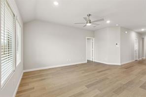 10645 Dillion Street - Photo 11