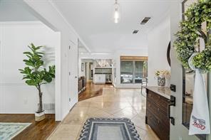 9812 Ravensway Drive - Photo 3