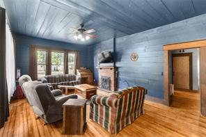 209 Pecan Street - Photo 6
