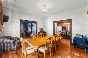 209 Pecan Street - Photo 8