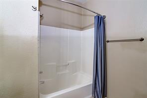 824 Walnut Street - Photo 18