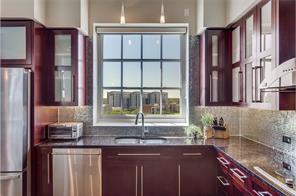 2600 W 7th Street - Photo 5