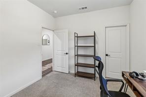2573 Cinnamon Springs Road - Photo 19