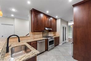 6840 Rochelle Drive - Photo 3