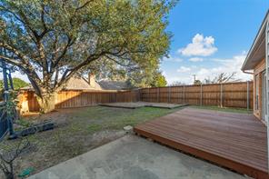 6840 Rochelle Drive - Photo 32