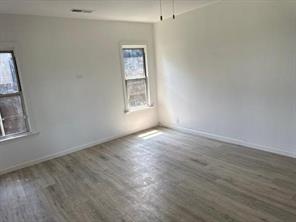 2734 Burchill Road - Photo 4