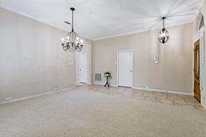 1609 Shadow Crest Drive - Photo 8