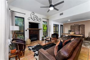 15 Country Club Place - Photo 4