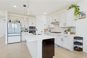 465 Willowmore Drive - Photo 3