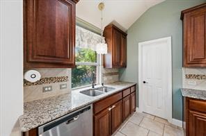 102 Briarstone Drive - Photo 11