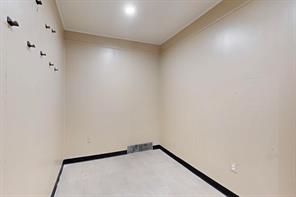 630 Dalworth Street - Photo 25