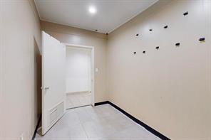 630 Dalworth Street - Photo 26