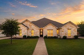 717 Wintergreen Drive - Photo 1