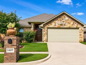 1407 Lauren Lane - Photo 1