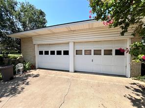 1206 Crestwood Drive - Photo 17
