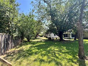 1206 Crestwood Drive - Photo 18