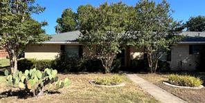 1206 Crestwood Drive - Photo 3