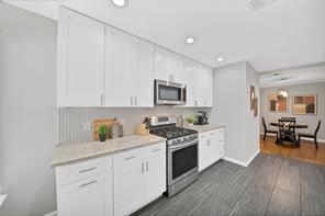4028 Locke Avenue - Photo 13