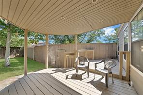 4028 Locke Avenue - Photo 23