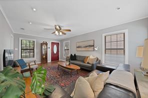 4028 Locke Avenue - Photo 9