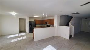 109 Southwestern Drive - Photo 4