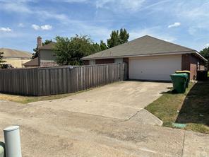1811 Stewart Street - Photo 4