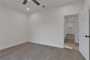 811 SW 28th Street - Photo 17