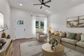811 SW 28th Street - Photo 4