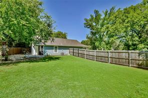 903 Comanche Cove Drive - Photo 3