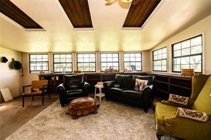 517 E Locust Street - Photo 13