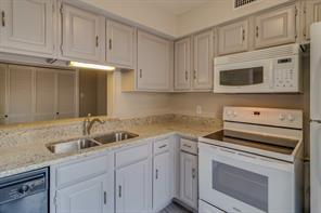 2620 Piedras - Photo 11