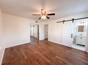 832 Central Drive - Photo 4