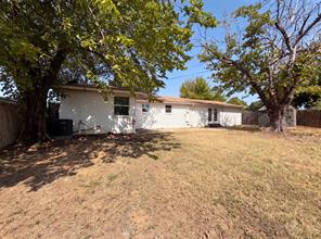 832 Central Drive - Photo 5