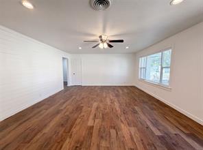 832 Central Drive - Photo 7